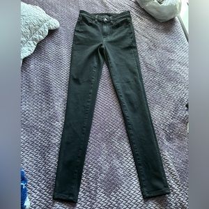 Size 2, Long American Eagle skinny highrise jeans, black